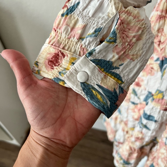 Zara Floral Spring dress - Picture 2 of 7